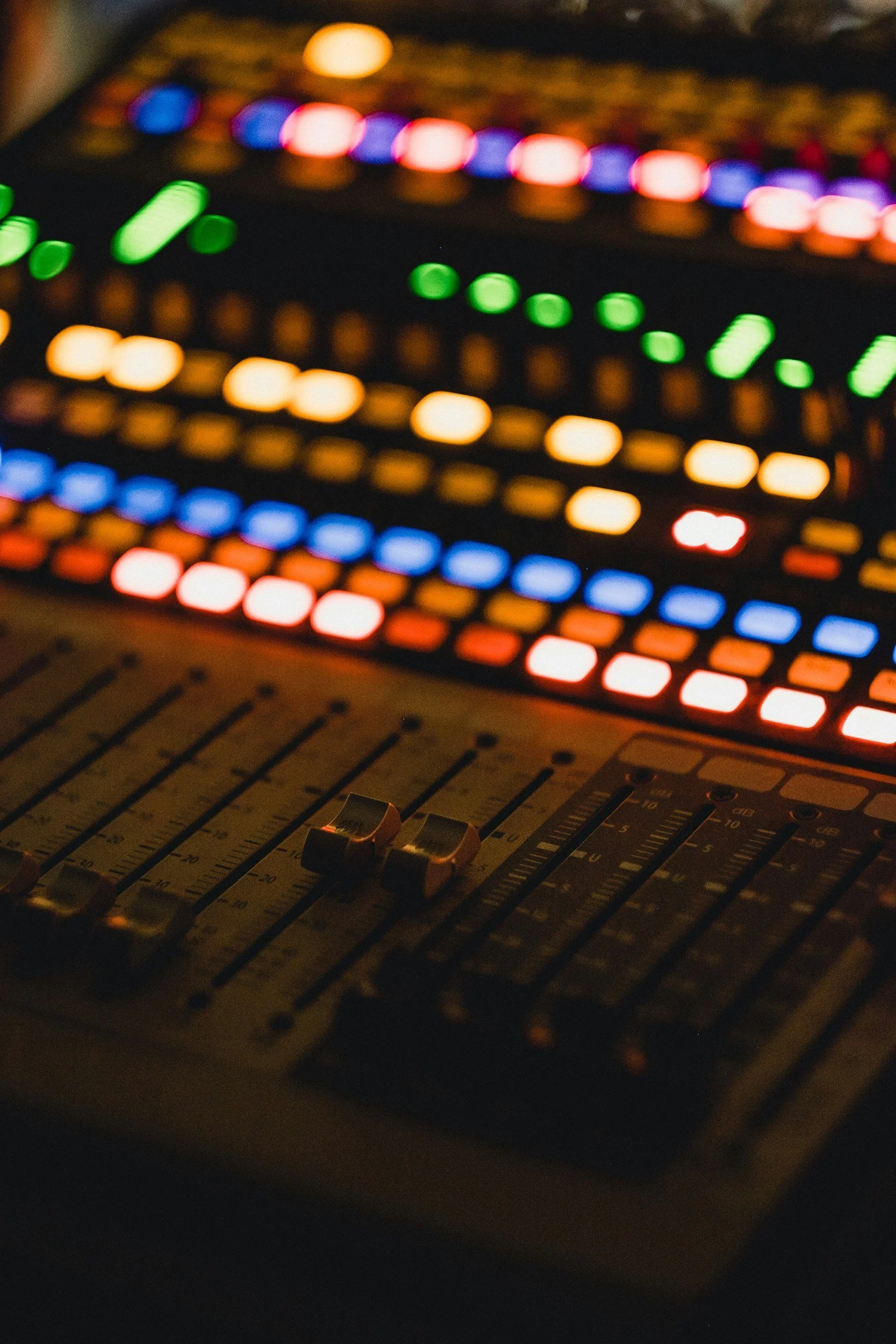 Allen & Heath mixing board